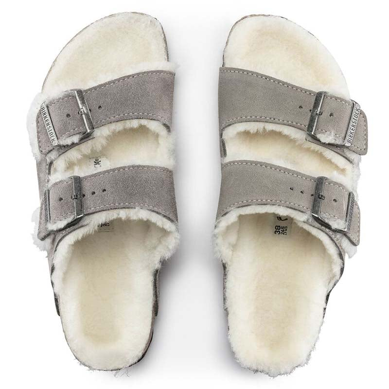 Women&#39;s Arizona Shearling Sandals in Stone Coin