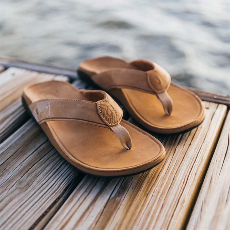 Men&#39;s Tuahine Waterproof Leather Sandals in Toffee