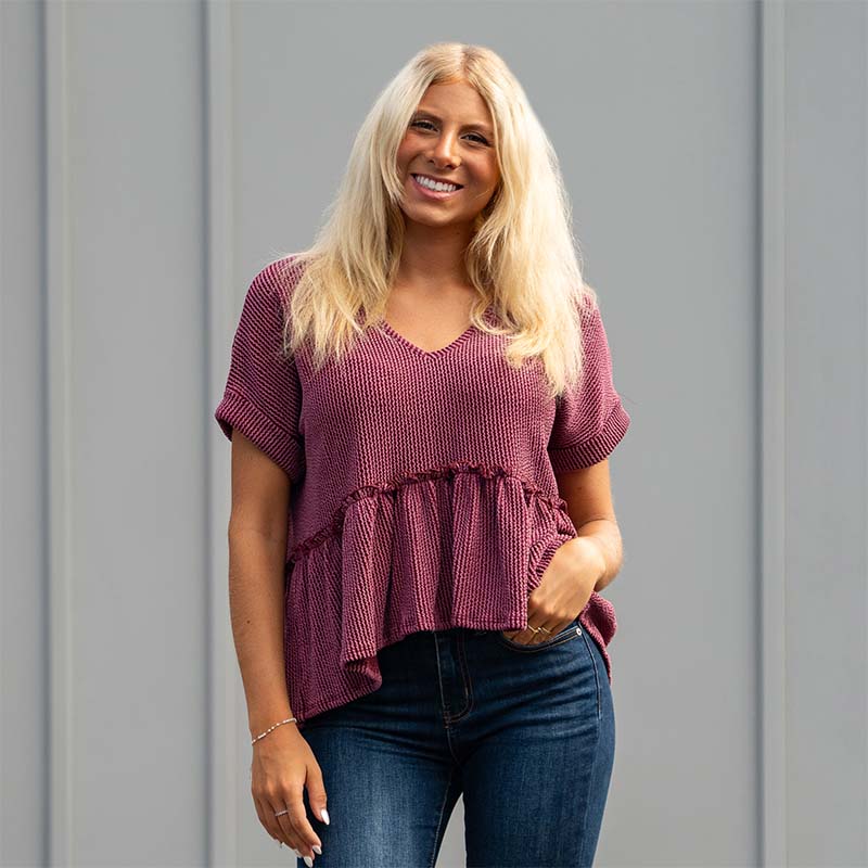 Short Sleeve Ribbed V-Neck Babydoll Top in Dark Wine