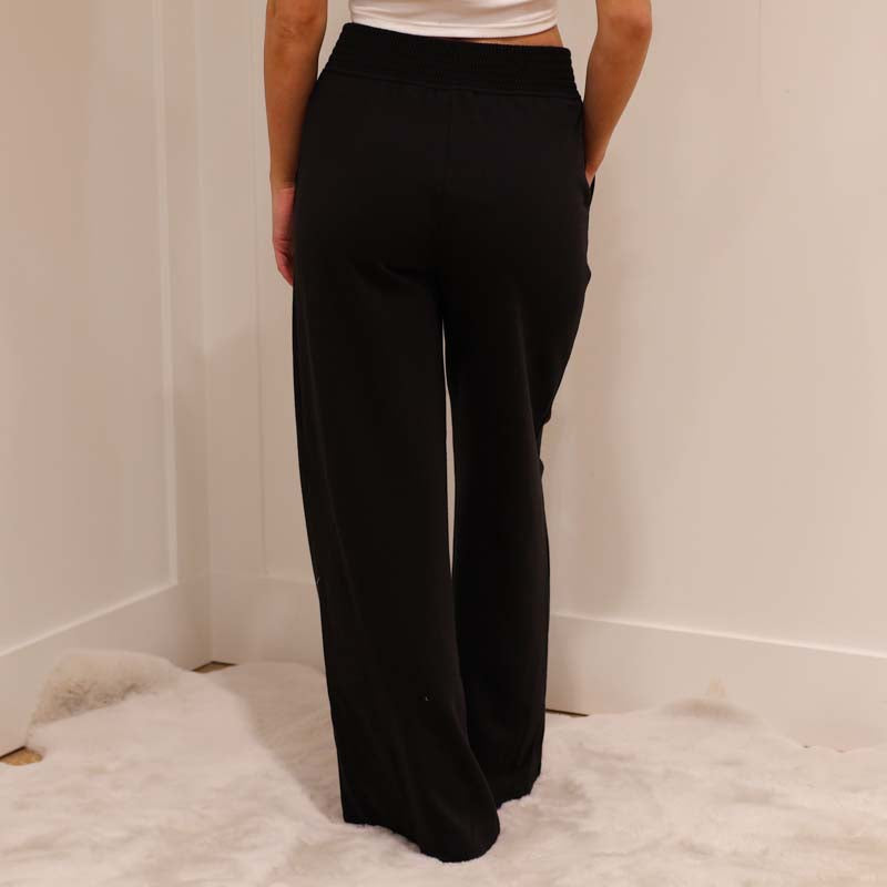 V Waist Lounge Pant in Black