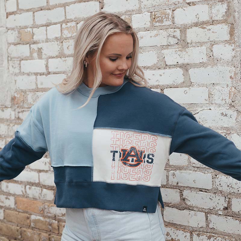 Women's Auburn Repeat Crewneck