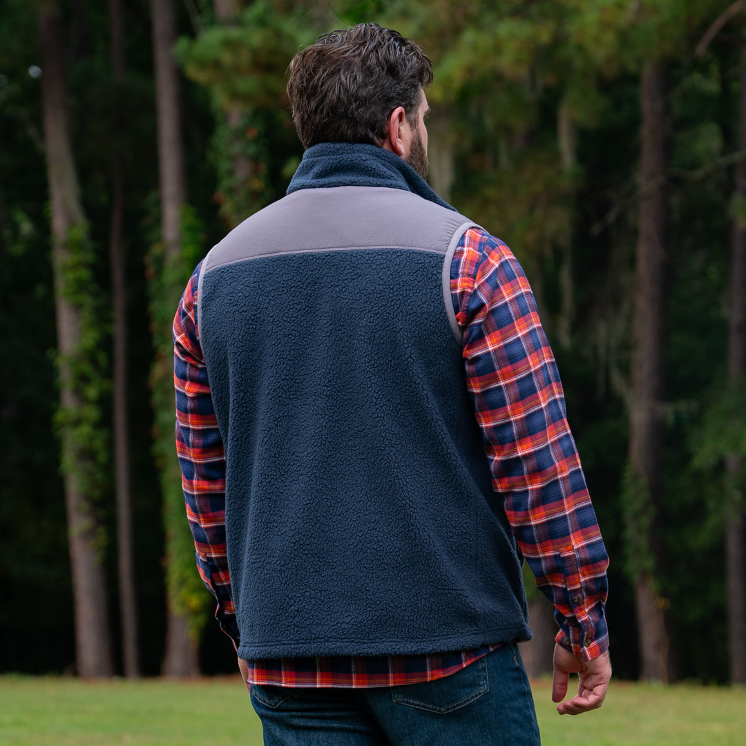 Crosby Fleece Vest in Navy