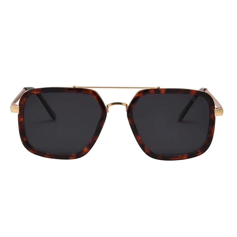 Cruz Sunglasses in Tortoise and Smoke