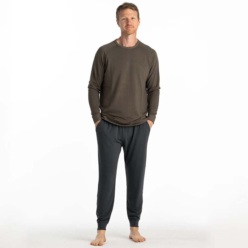 Bamboo Lightweight Fleece Jogger in black sand