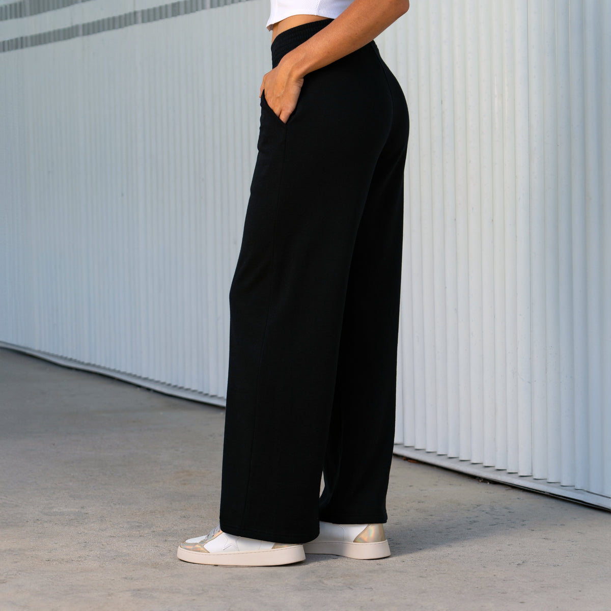 V Waist Pocket Sweat Pants