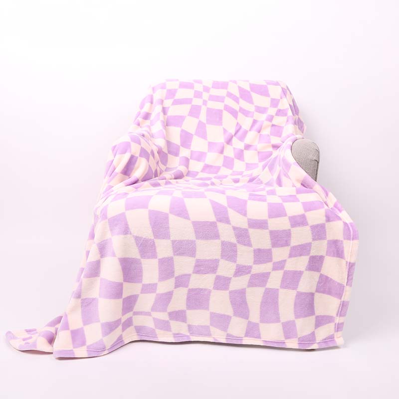 Wavy Checkered Blanket In Lavender