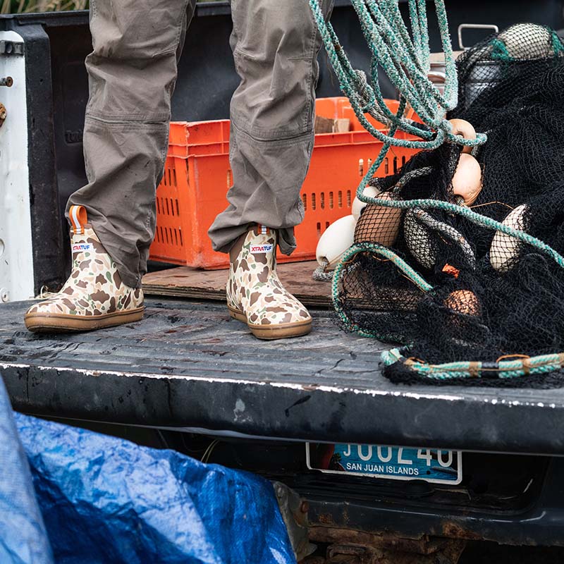 Men&#39;s 6 Inch Deck Ankle Boot in Duck Camo