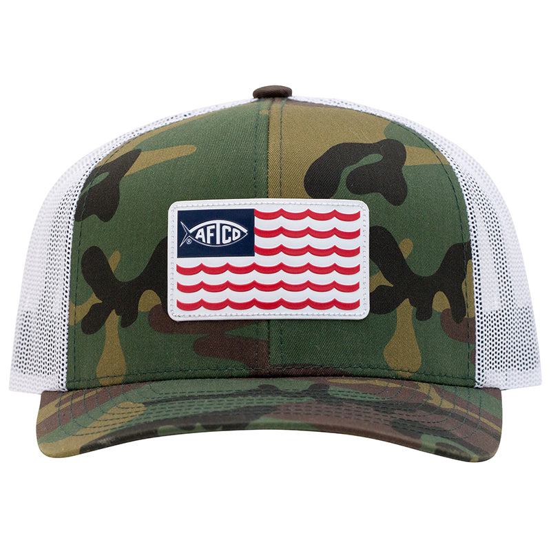 Canton American Fishing Trucker Hat in green camo