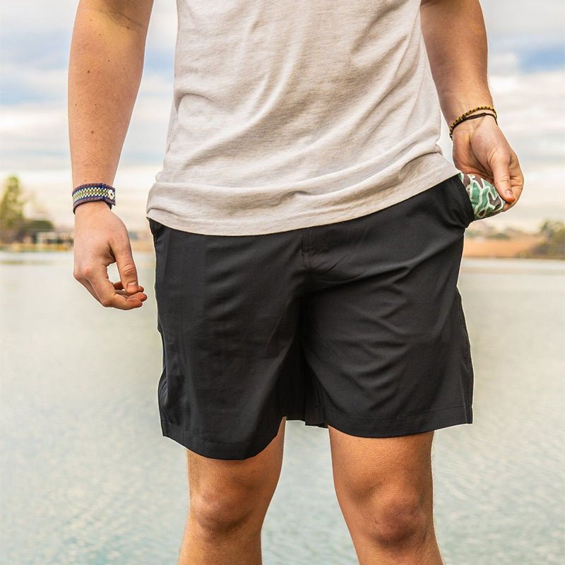 men&#39;s black performance shorts with camo pockets